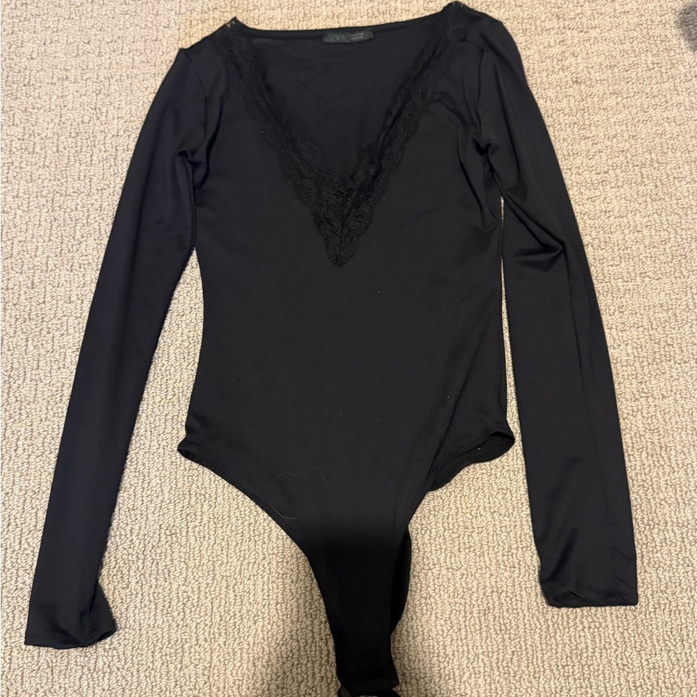 Zara Black Long Sleeve Lace Bodysuit